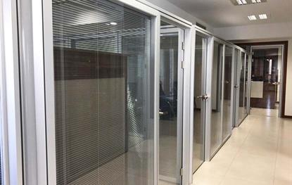 پارتیشن شیشه ای اداری